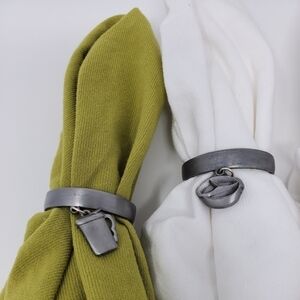 VINTAGE TUPPERWARE PEWTER METAL NAPKIN RINGS SET OF 8 TABLESCAPE COLLECTIBLE